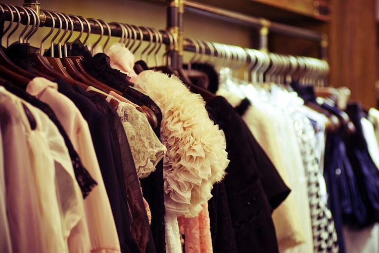 A Complete Guide to: Online Dress Hire