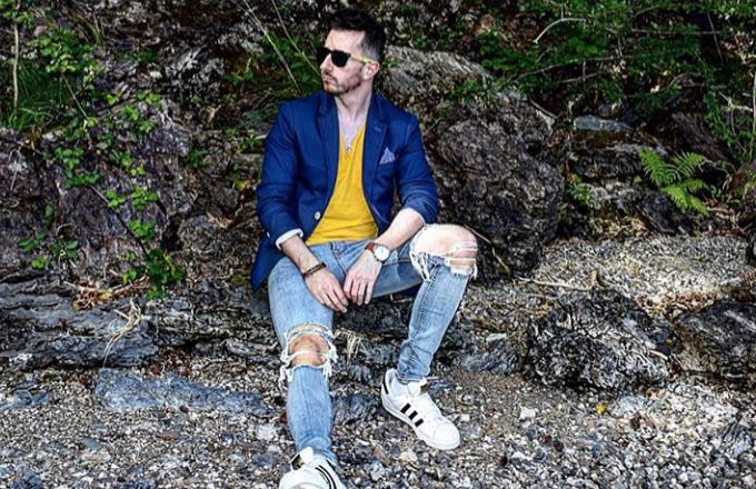 Frank Cronin Blue Blazer Outfit