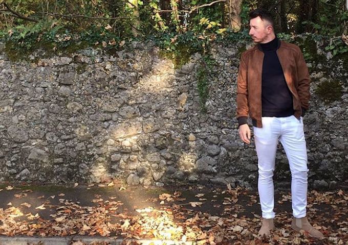 Frank Cronin White Jeans and Brown Jacket Outfit