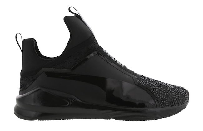 black puma trainers