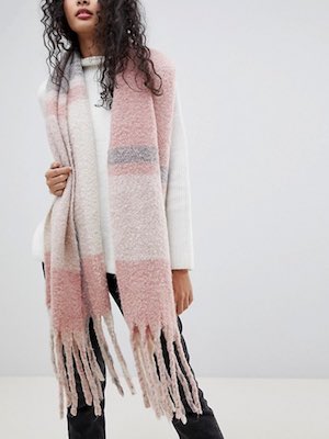 Women's Glamorous Thick Tassel Scarf
