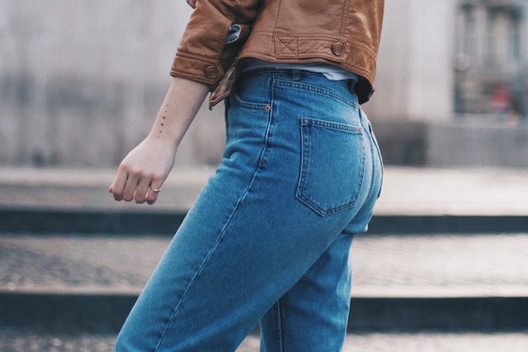 How to Buy The Perfect Pair of Women's Jeans for Your Body Shape